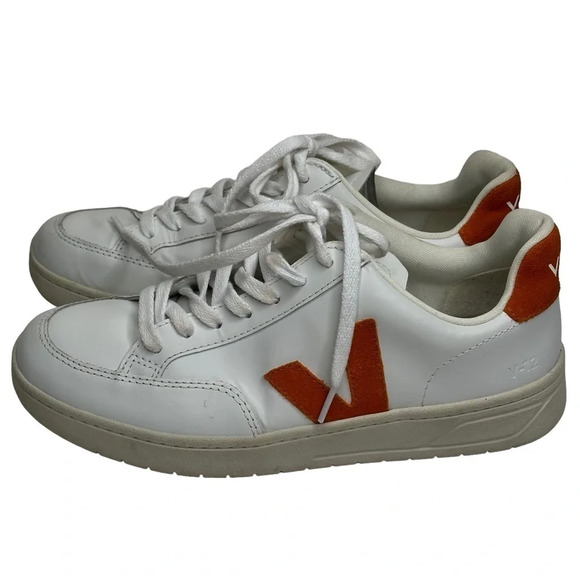 Veja Men's V-12 Low Top Sneaker in White/Pumpkin.  Sz: 7 - Picture 5 of 13